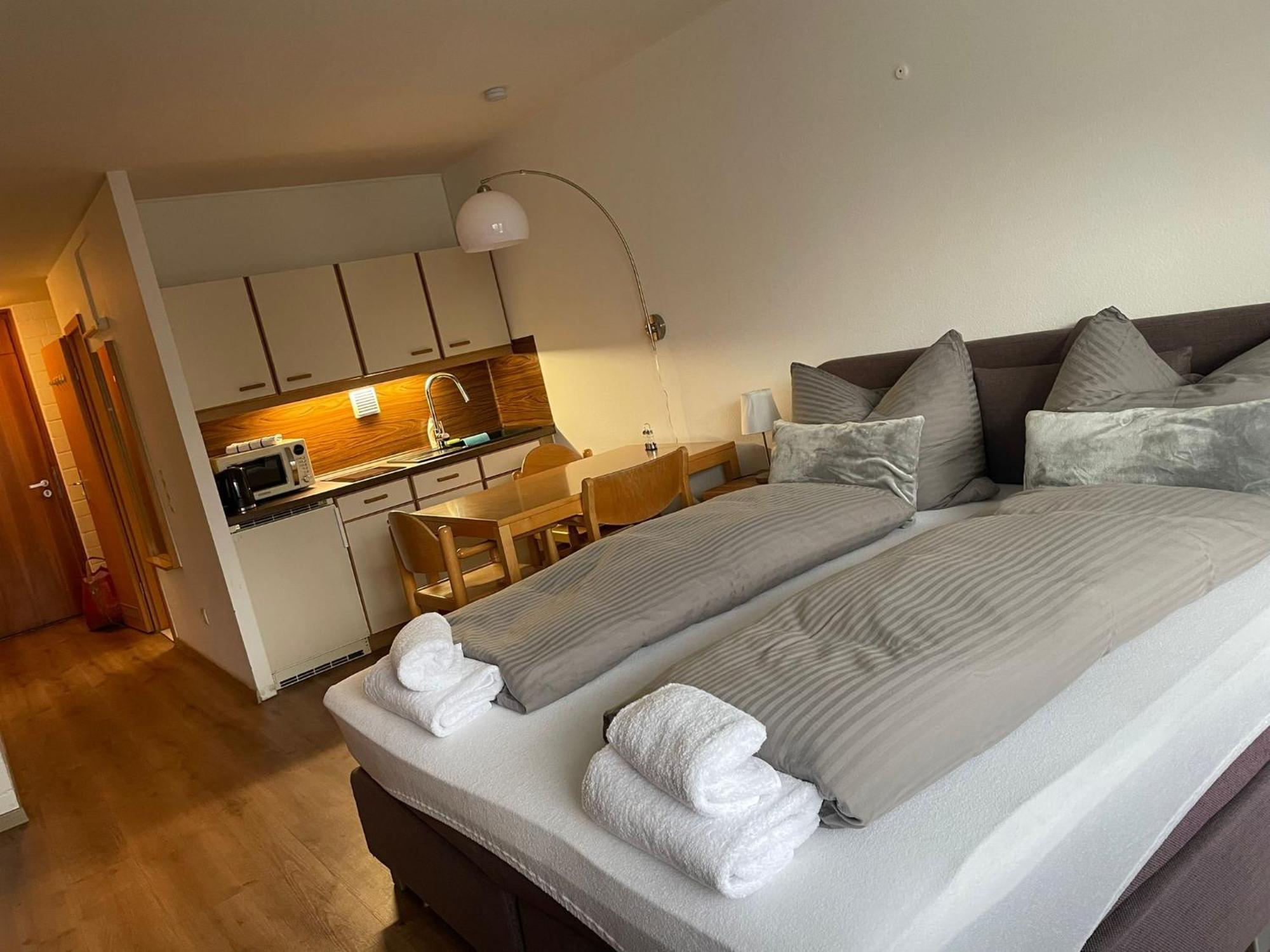 Pleskini Apartments Санкт Енглмар Екстериор снимка
